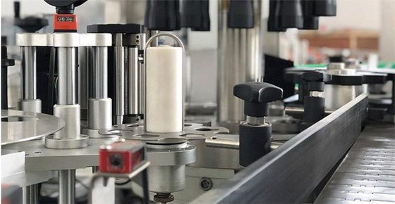 15000bph OPP Bottle Sticker Labeling Machine Wrap Around Adhesive