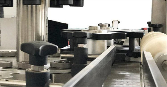 15000bph OPP Bottle Sticker Labeling Machine Wrap Around Adhesive