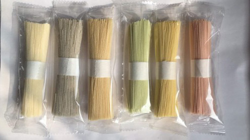 Dried Noodles Pillow Bag Packaging Machine 25-180 Bags/Min Blister Packing For Food Industry